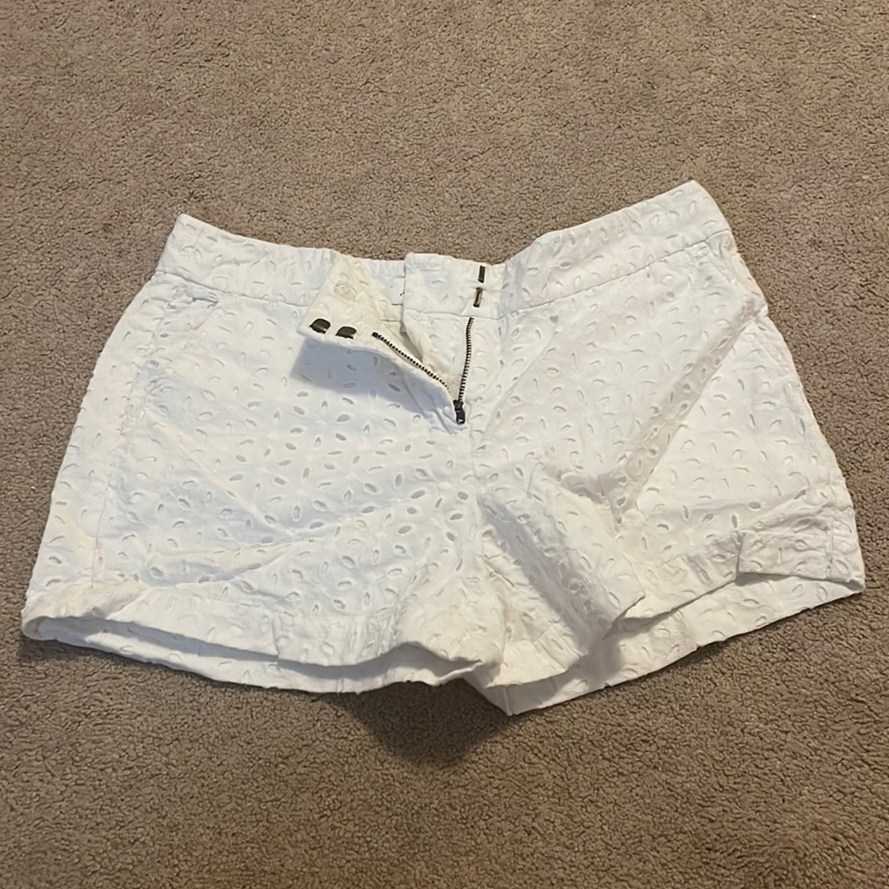 White Vineyard Vines Shorts